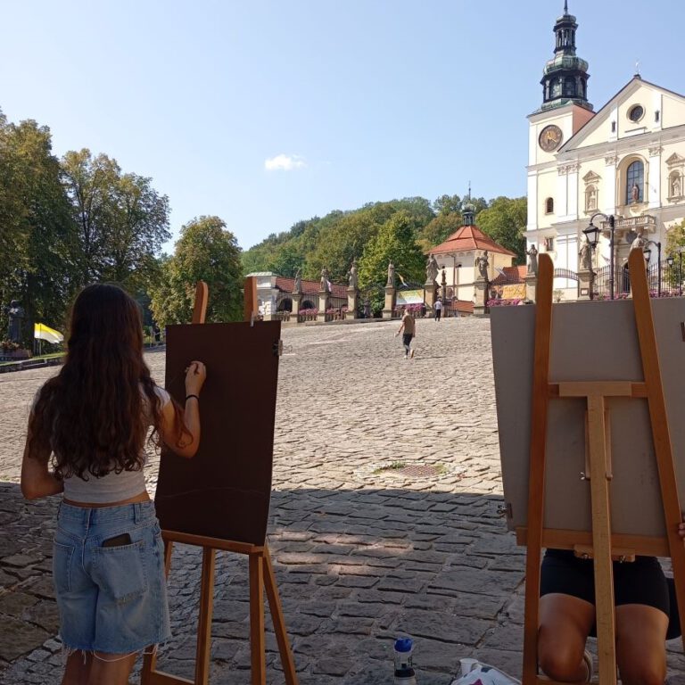 „Kalwaryjskie szkice węglem i pastelą” cz. 2