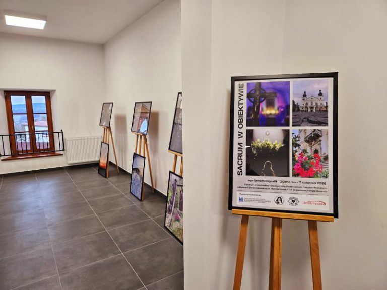Wystawa „Sacrum w obiektywie”